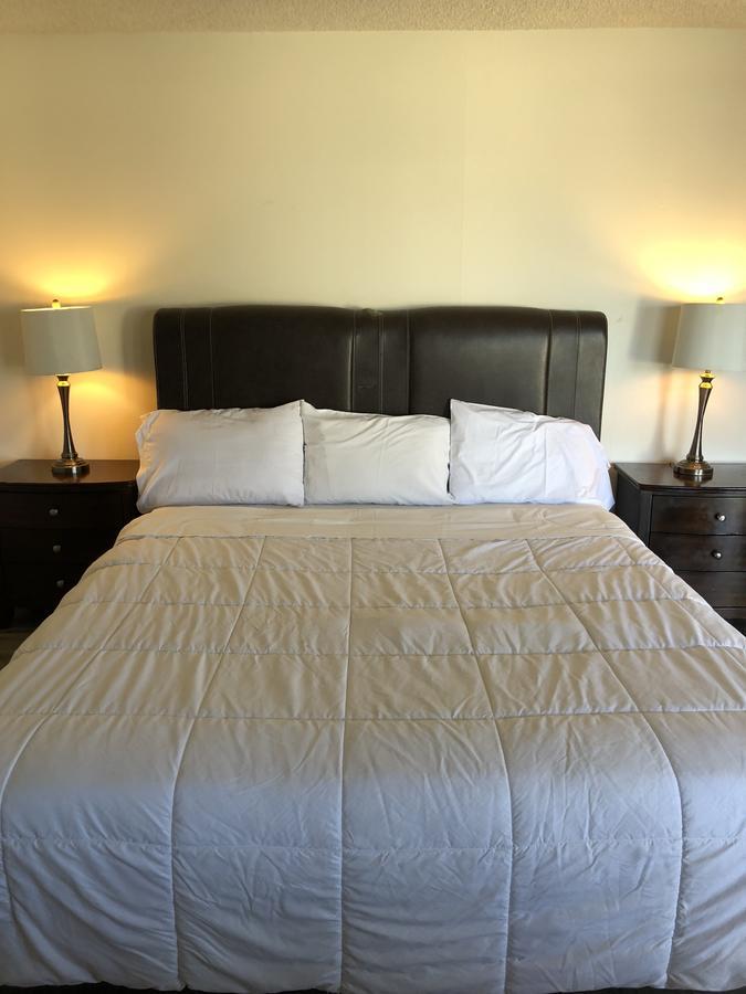 King Lodge Motel Monterey Park Eksteriør bilde